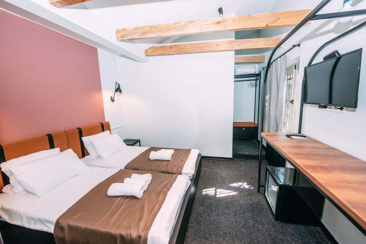 Atoneli Apartment Hotel Тбілісі Екстер'єр фото