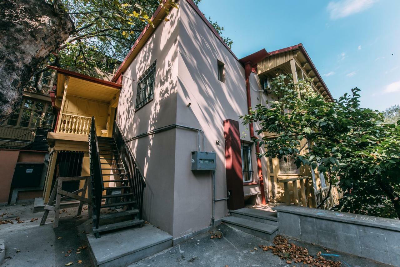 Atoneli Apartment Hotel Тбілісі Екстер'єр фото