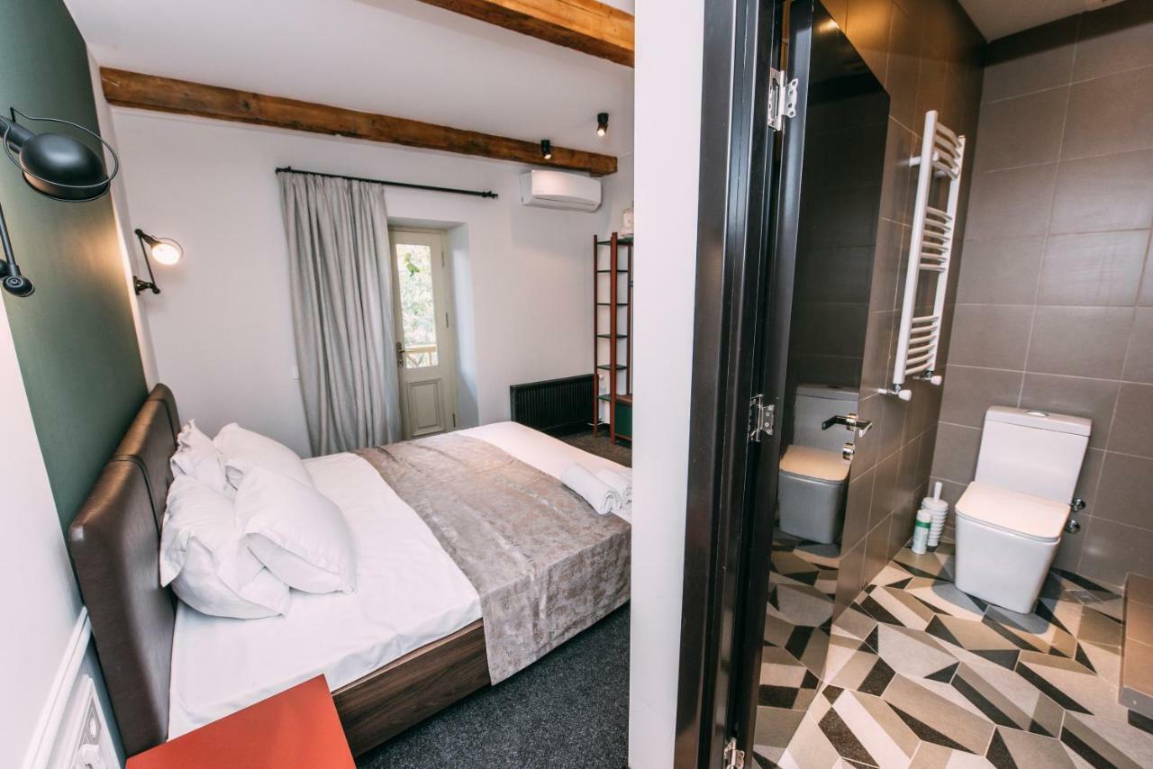 Atoneli Apartment Hotel Тбілісі Екстер'єр фото