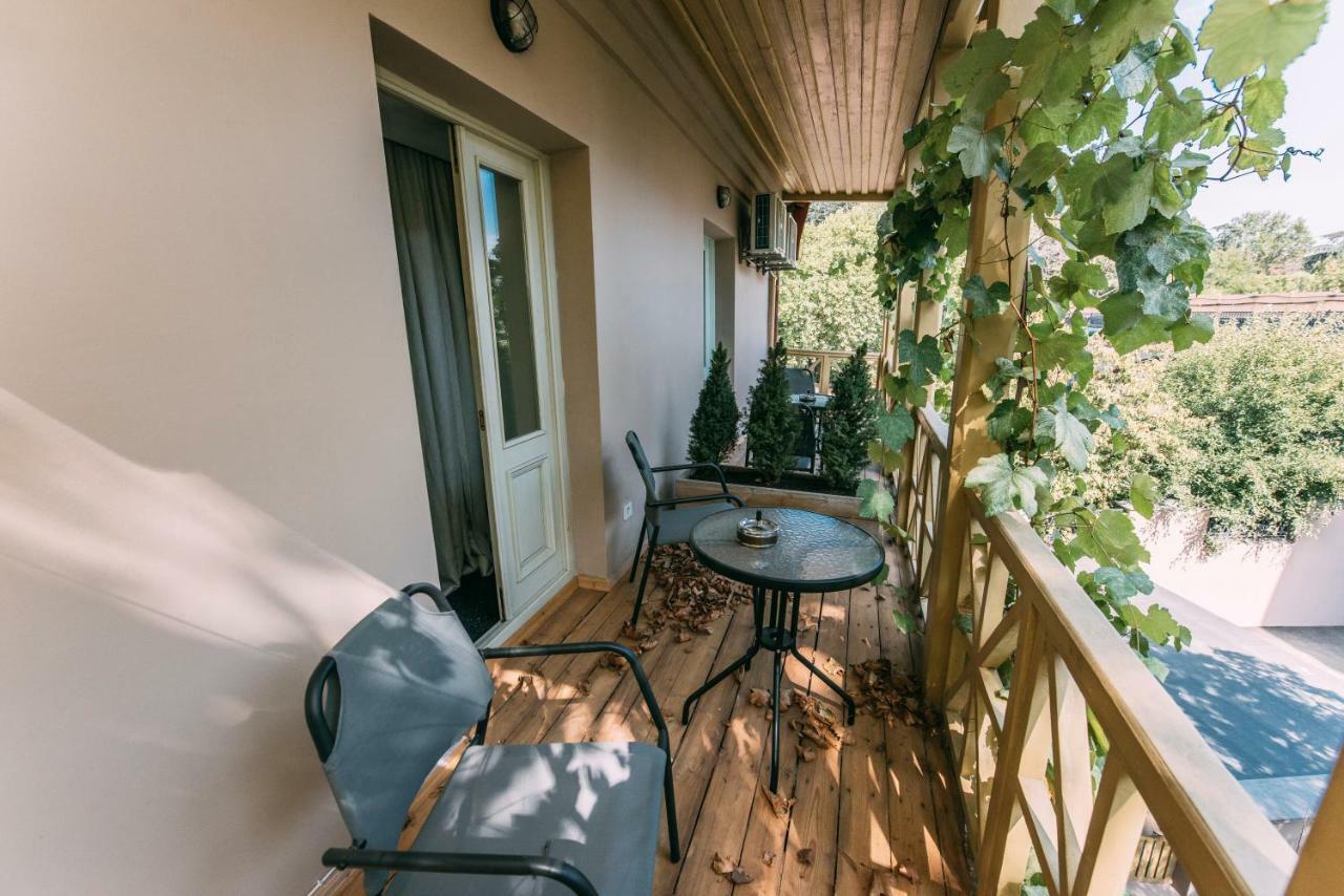 Atoneli Apartment Hotel Тбілісі Екстер'єр фото